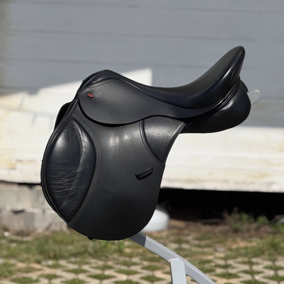 Конкурное седло THOROWGOOD High Wither Compact GP